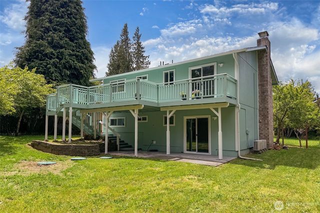 71 Whispering Firs Road, Port Angeles, WA 98363