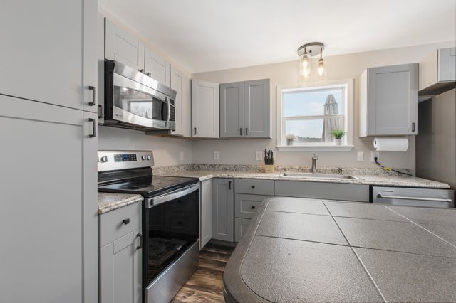 752 Houghton Bridge Road, St. Johnsbury, VT 05819