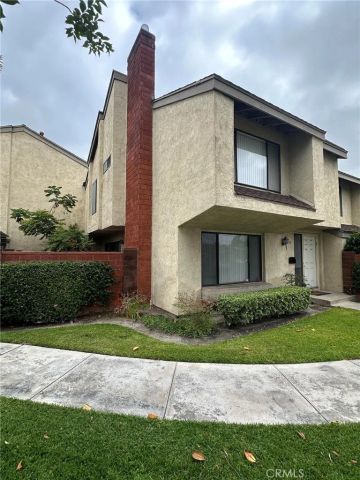 835 W Orangewood, Anaheim, CA 92802