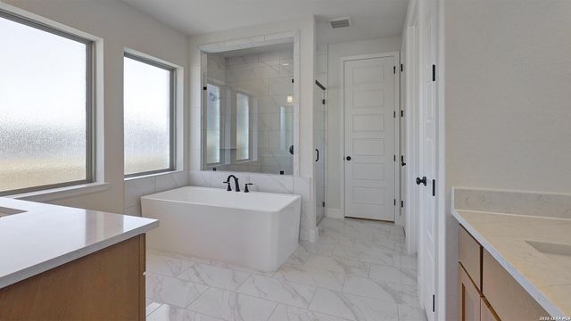 216 Boulder Creek, Boerne, TX 78006