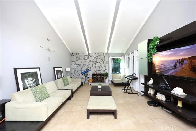 11858 Haro, Downey, CA 90241
