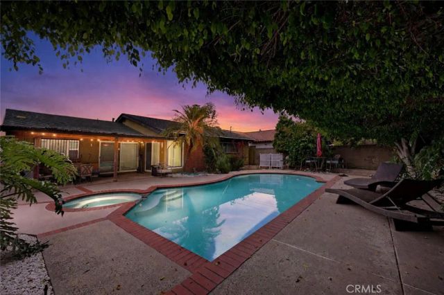 11858 Haro, Downey, CA 90241