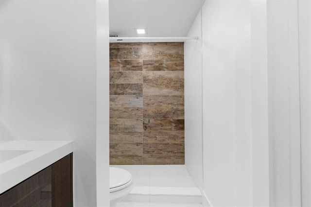 1439 S Ocean Boulevard 215, Pompano Beach, FL 33062