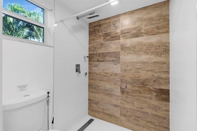 1439 S Ocean Boulevard 215, Pompano Beach, FL 33062