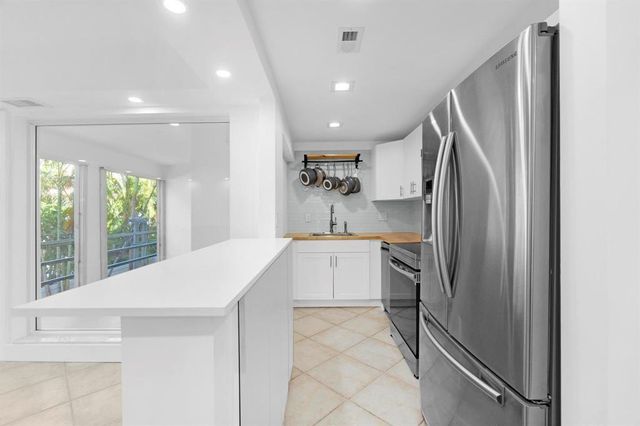 1439 S Ocean Boulevard 215, Pompano Beach, FL 33062