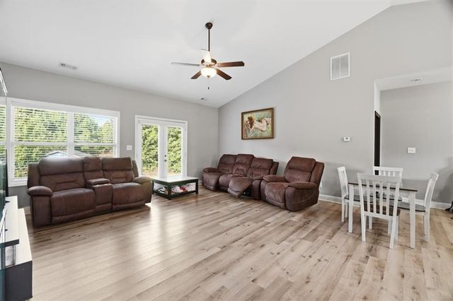 161 White Creek Drive, Rockmart, GA 30153