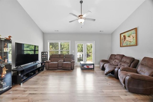 161 White Creek Drive, Rockmart, GA 30153