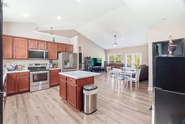 161 White Creek Drive, Rockmart, GA 30153