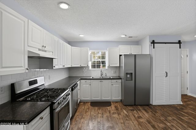 2113 Market Street, Wilmington, NC 28403