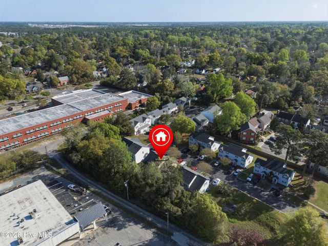 2113 Market Street, Wilmington, NC 28403