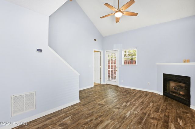 2113 Market Street, Wilmington, NC 28403