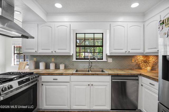 110 Stonington Court, Brandon, MS 39047