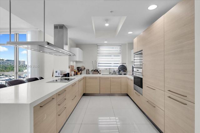 17301 Biscayne Boulevard 401, North Miami Beach, FL 33160