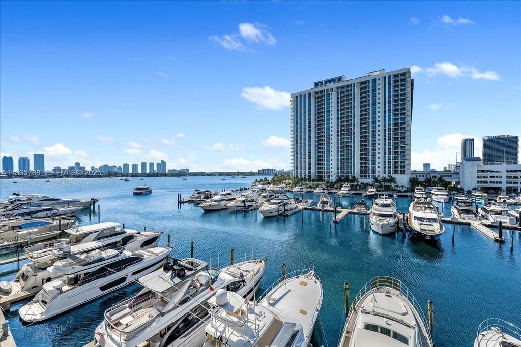 17301 Biscayne Boulevard 401, North Miami Beach, FL 33160