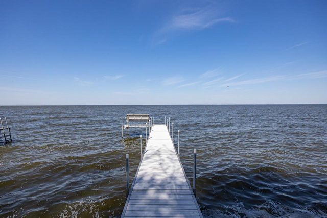 N6629 HARRISON ROAD, Hilbert, WI 54129