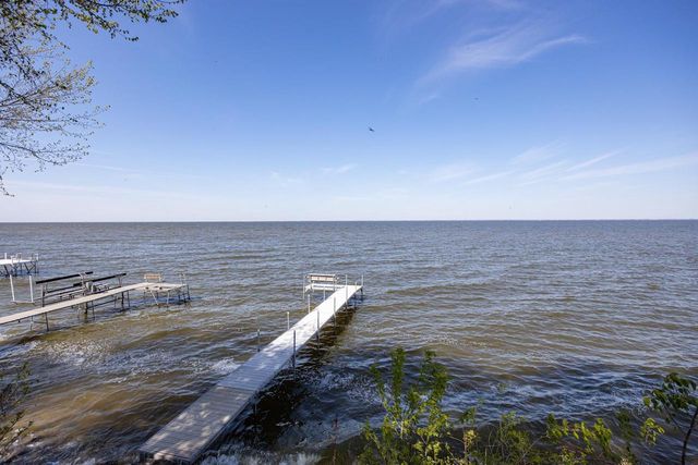 N6629 HARRISON ROAD, Hilbert, WI 54129