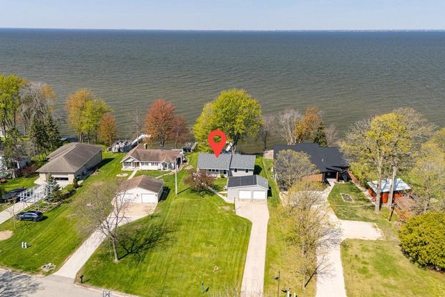 N6629 HARRISON ROAD, Hilbert, WI 54129