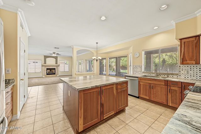 2102 E SIERRA MADRE Avenue, Gilbert, AZ 85296