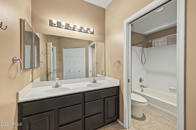 2102 E SIERRA MADRE Avenue, Gilbert, AZ 85296