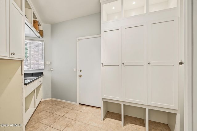 2102 E SIERRA MADRE Avenue, Gilbert, AZ 85296