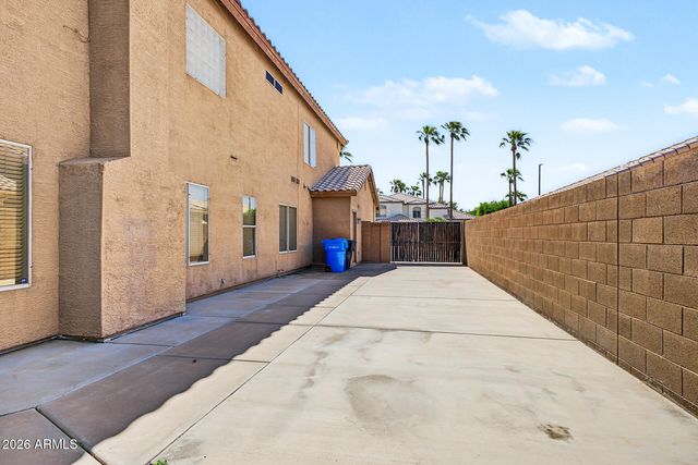 2102 E SIERRA MADRE Avenue, Gilbert, AZ 85296