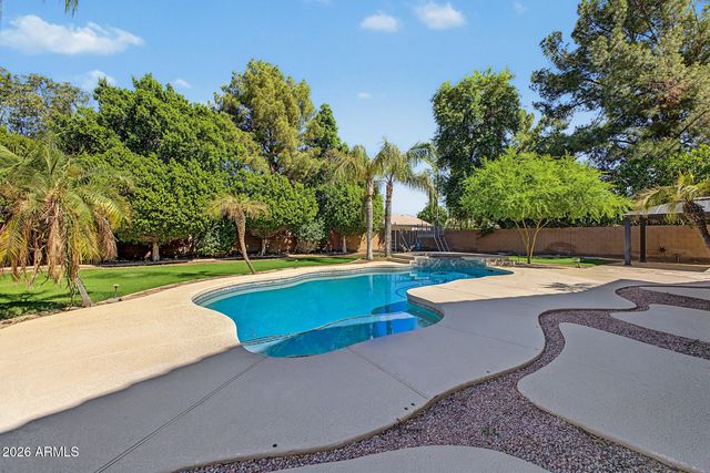 2102 E SIERRA MADRE Avenue, Gilbert, AZ 85296