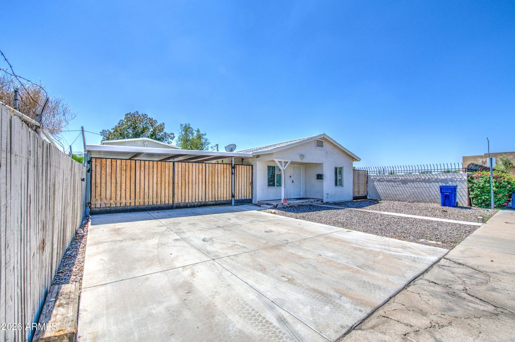547 W MAHONEY Avenue, Mesa, AZ 85210 — exterior