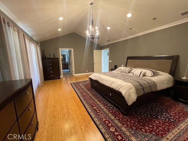 10066 Golden Oaks, Tujunga, CA 91042