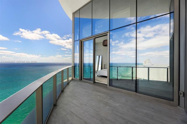 15701 Collins Ave 4701, Sunny Isles Beach, FL 33160