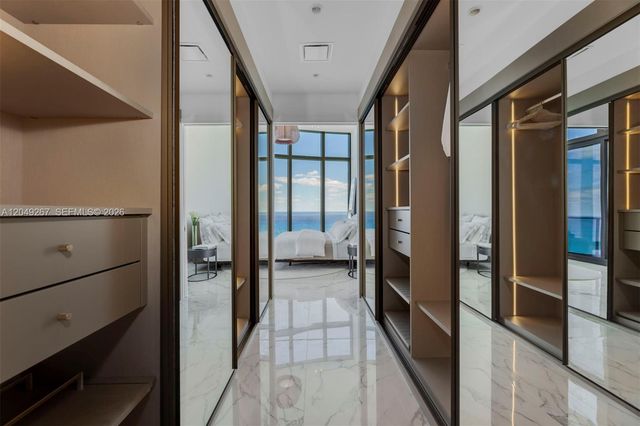 15701 Collins Ave 4701, Sunny Isles Beach, FL 33160
