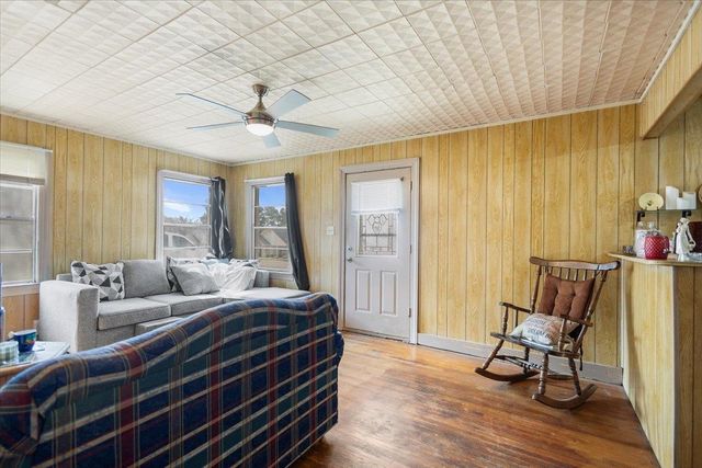 1706 Baxter Ave, Longview, TX 75602