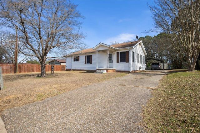 1706 Baxter Ave, Longview, TX 75602