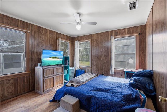 1706 Baxter Ave, Longview, TX 75602