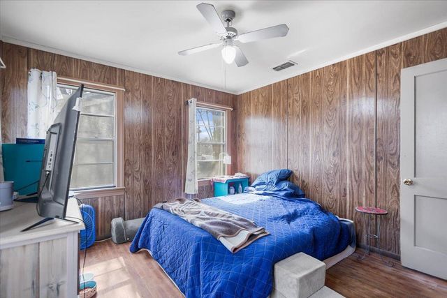 1706 Baxter Ave, Longview, TX 75602