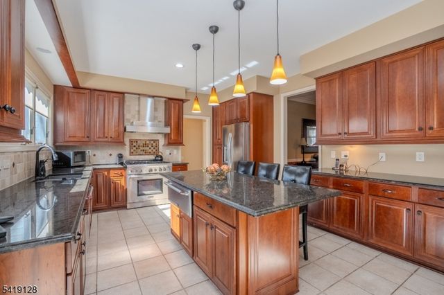 82 Millers Grove Rd, Montgomery Twp., NJ 08502