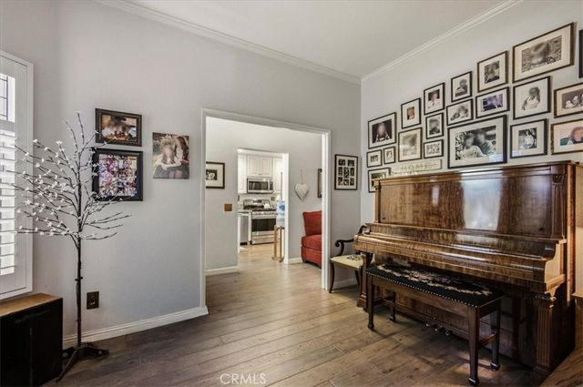 6735 Foxhall Court, Riverside, CA 92506