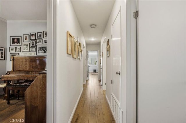 6735 Foxhall Court, Riverside, CA 92506