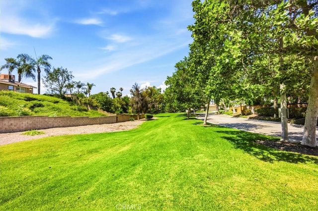 6735 Foxhall Court, Riverside, CA 92506