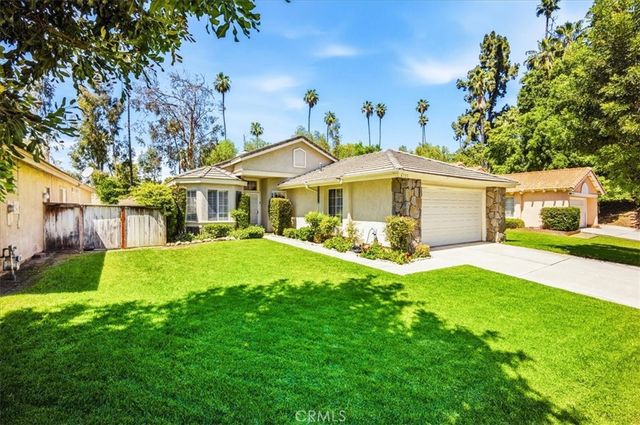 6735 Foxhall Court, Riverside, CA 92506