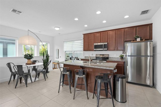 8820 SPERRY STREET, Orlando, FL 32827