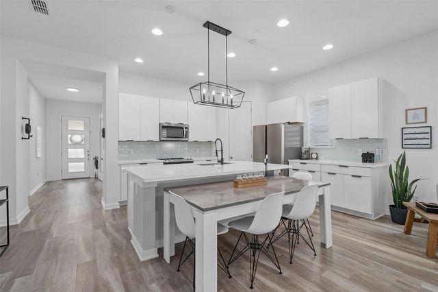 8820 SPERRY STREET, Orlando, FL 32827