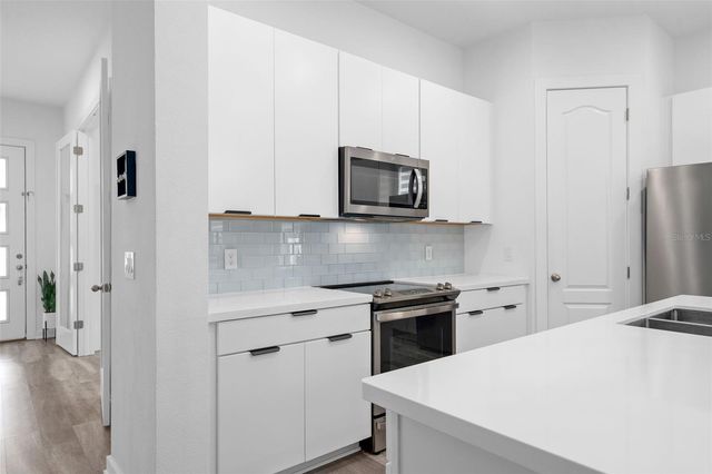 8820 SPERRY STREET, Orlando, FL 32827