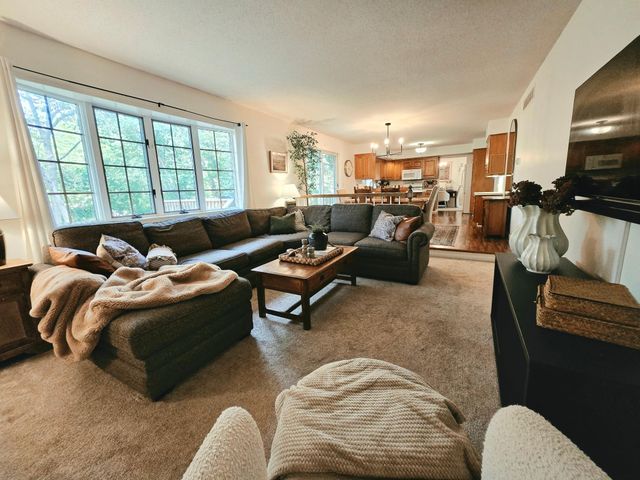 815 23rd Street SW, Rochester, MN 55902