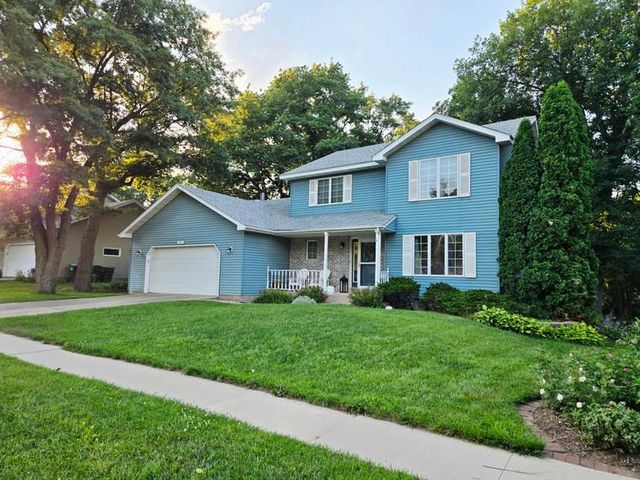 815 23rd Street SW, Rochester, MN 55902