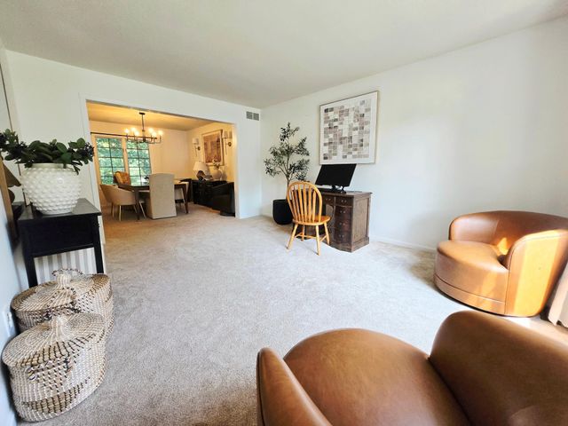 815 23rd Street SW, Rochester, MN 55902