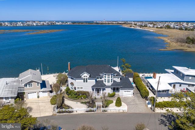 50 W HOLLY DR, Long Beach Township, NJ 08008