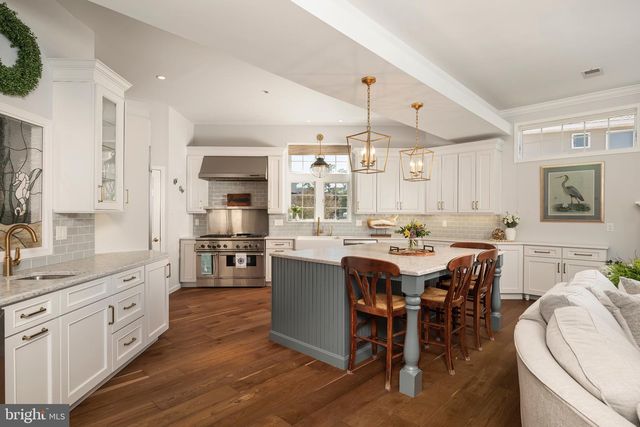 50 W HOLLY DR, Long Beach Township, NJ 08008