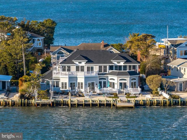 50 W HOLLY DR, Long Beach Township, NJ 08008