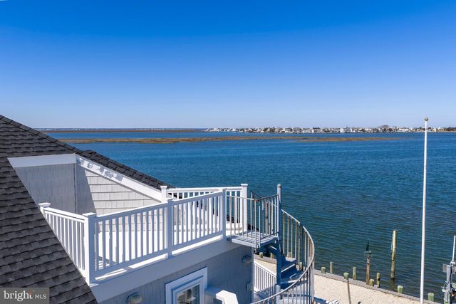 50 W HOLLY DR, Long Beach Township, NJ 08008