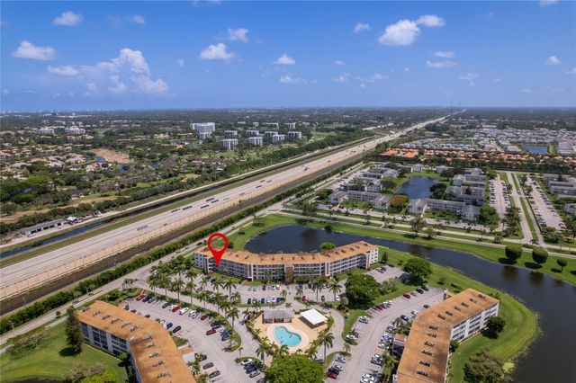 1052 Hythe 1052, Boca Raton, FL 33434